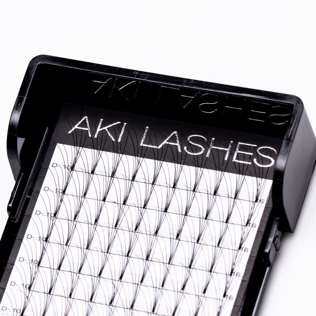 4D Premade Fans - Aki Lashes