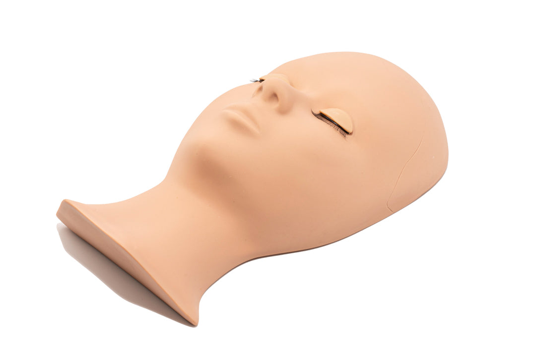 Training Mannequin - Aki Lashes