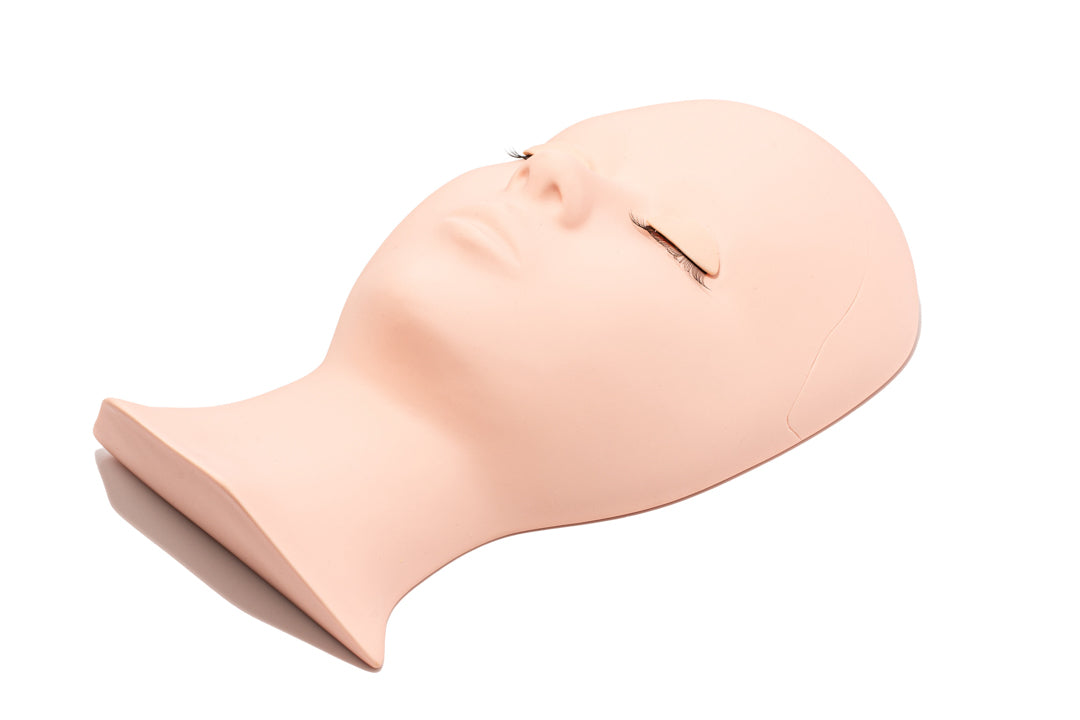 Training Mannequin - Aki Lashes