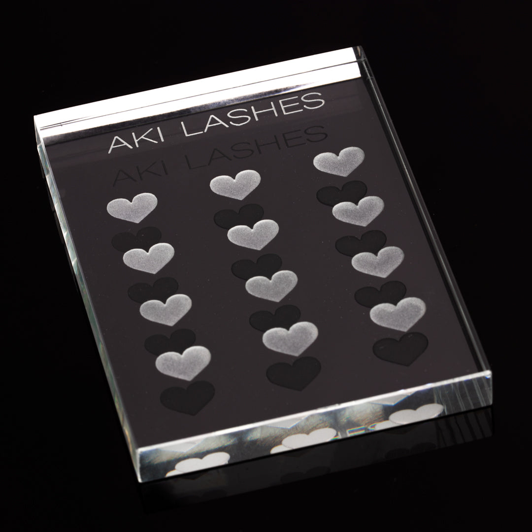 Heart-Shaped Glue Palette - Aki Lashes