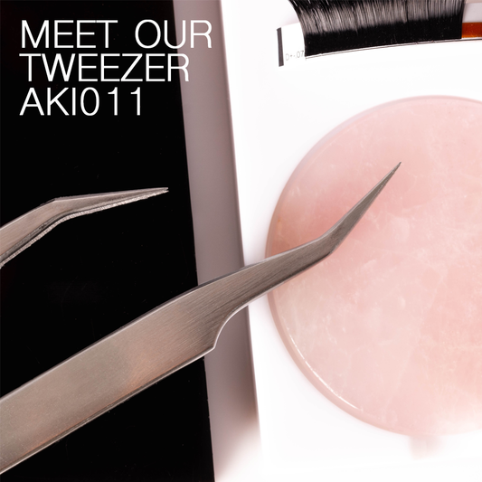 Meet our Tweezer AKI011.