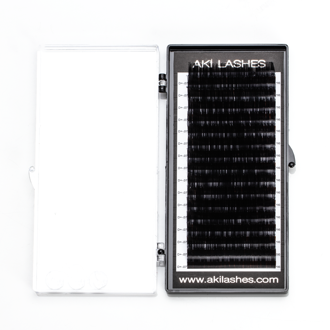 .07 Volume Lashes Single Length - Aki Lashes
