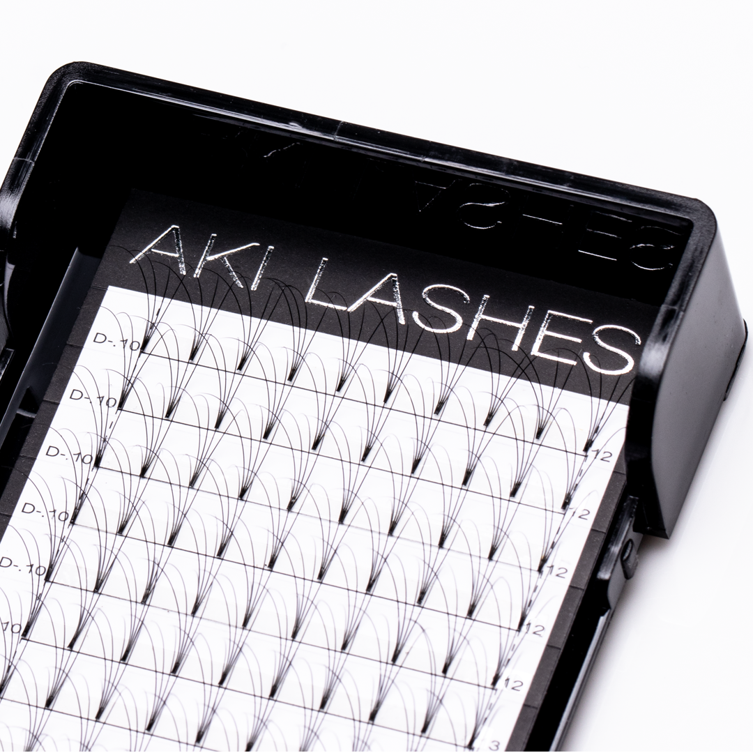 4D Mixed Premade Fans - Aki Lashes