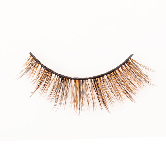 Kat - Aki Lashes