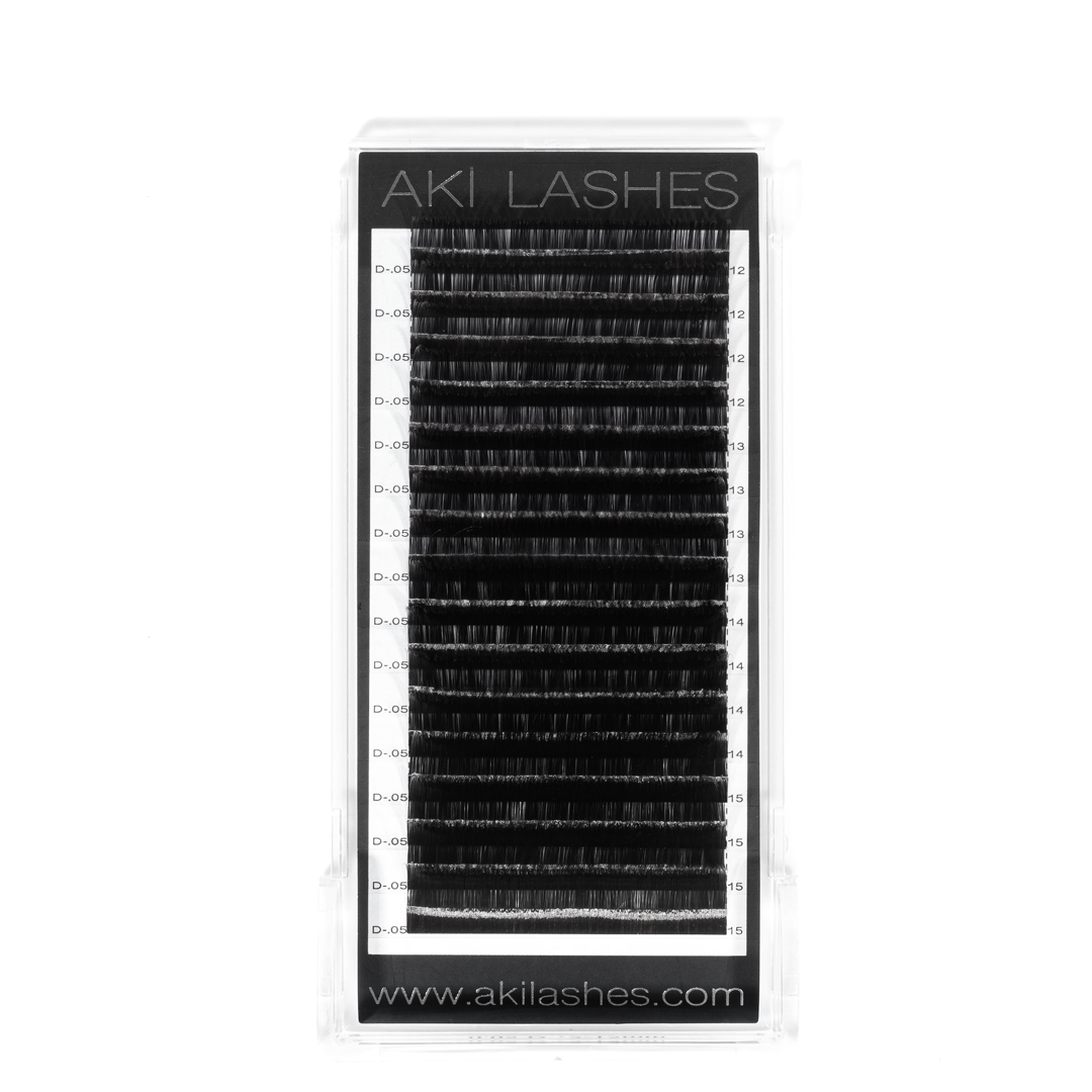 .05 Volume Lashes Mixed Length - Aki Lashes