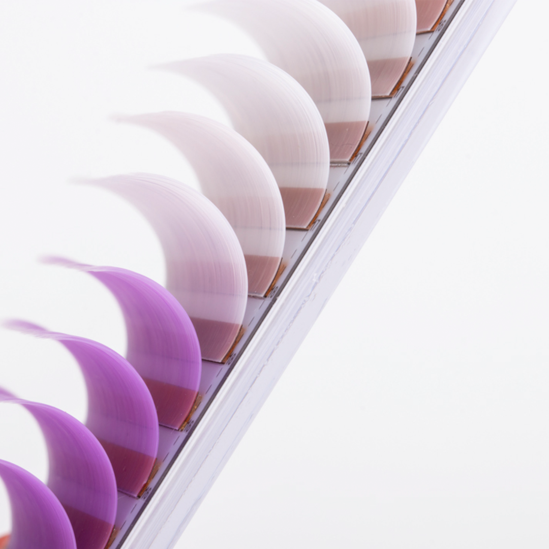 White and Lilac Colored Lashes - Classic 0.15 Diameter Mixed - Aki Lashes